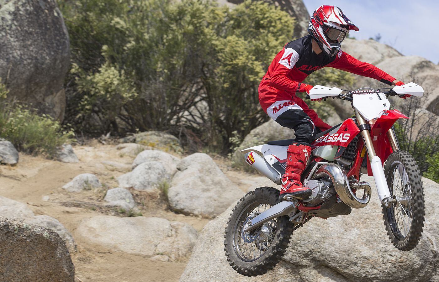 2018 enduro bike of sales the year