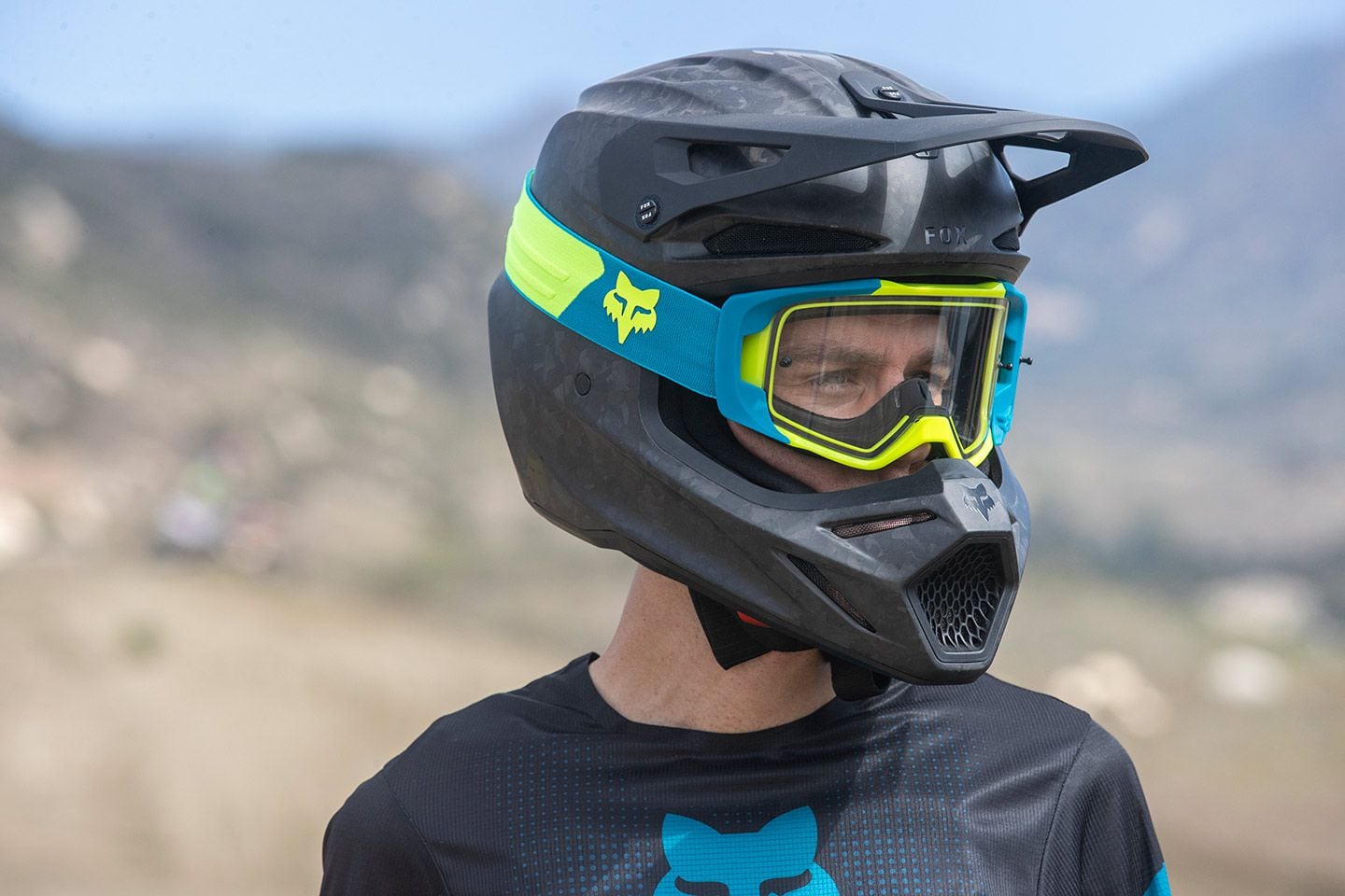 The Helmet World - FOX RACING GOGGLES Available at The Helmet