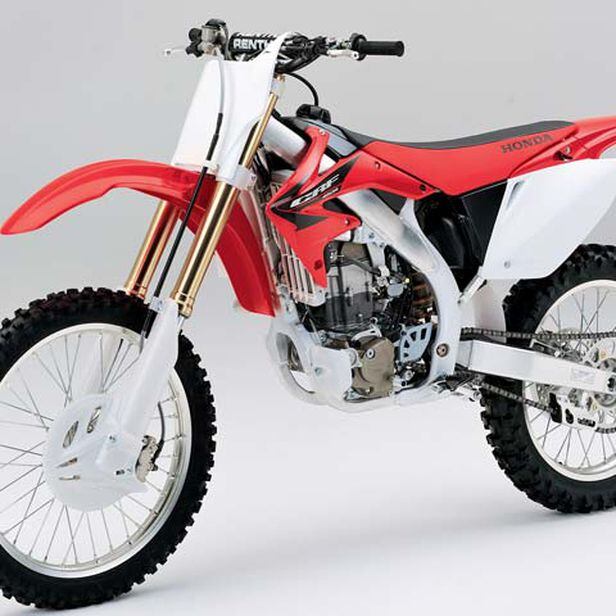 Dirt Bike Reviews - 2005 Honda CRF450R & CRF250R - From