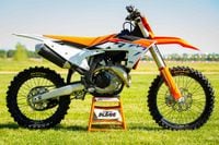 2023 KTM 450 SX-F Test | Dirt Rider