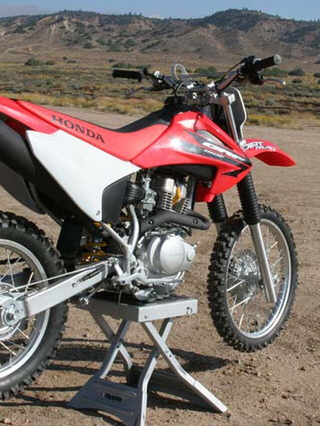 First Impression: 2006 CRF150F - Dirt Rider Magazine | Dirt Rider