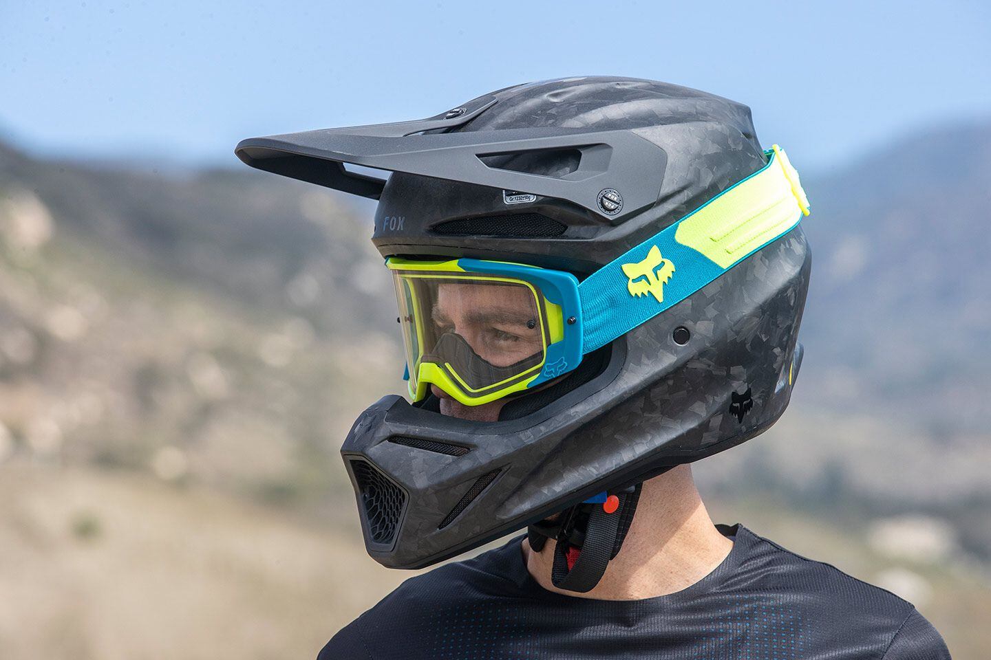 2024 Fox Racing V3 RS Helmet First Look The Dirt Bike Motocross   ML3BXJIX3ZESJIOUJRV3YIBPWA 