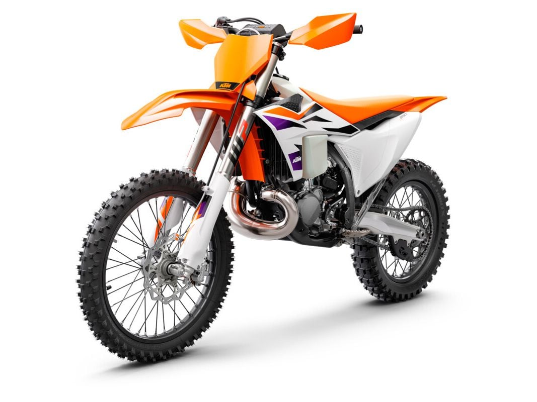 Six 2024 FuelInjected 250cc TwoStroke OffRoad and Enduro Bikes