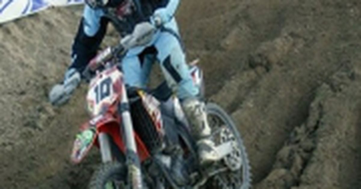 Jimmy Lewis at the Glen Helen Two-Stroke Race - Dirt Rider ...