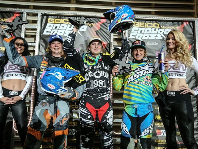 bonus-class-entry-for-women-s-endurocross-racers-dirt-rider