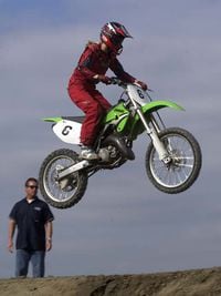 Kawasaki Womens Motocross School of Champions - Feature Review - Dirt ...