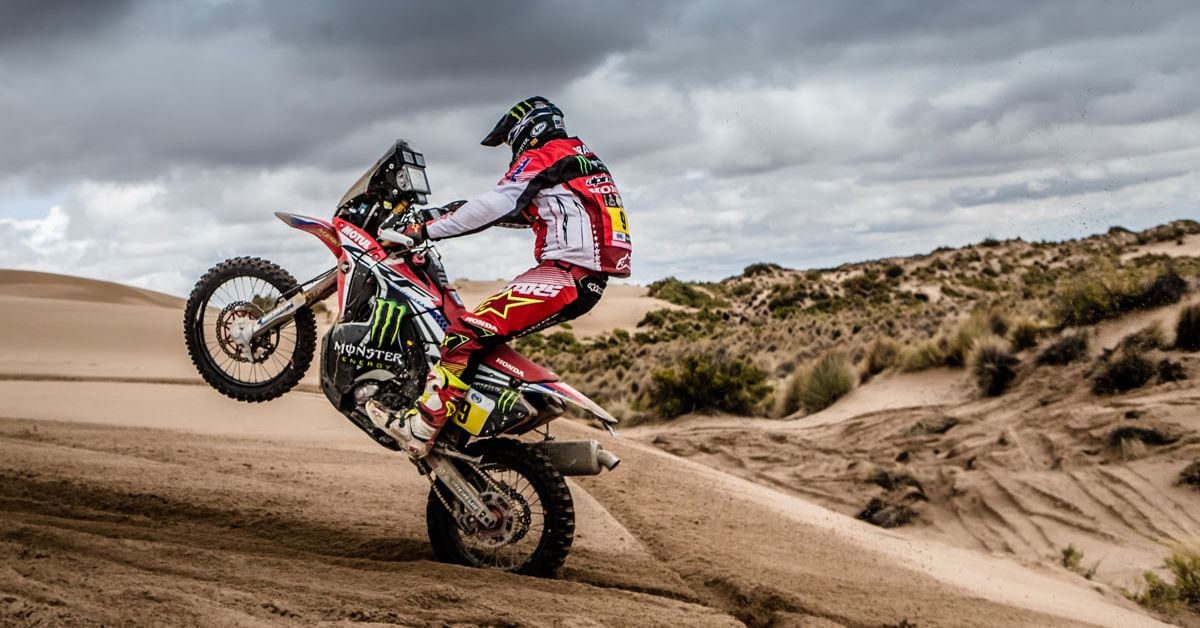 Ricky Brabec Bursts Through For His First Dakar Victory In 2017 | Dirt ...