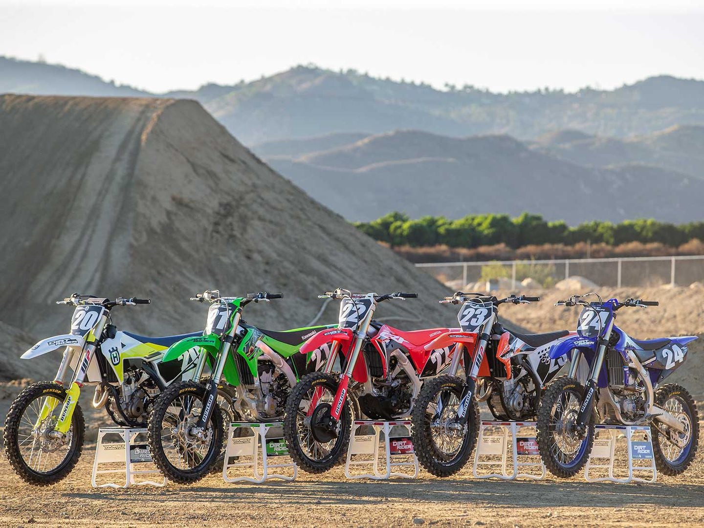 THE 2021 MXA 250 FOUR-STROKE SHOOTOUT: TODAS AS SETE BICICLETAS EM UM TESTE  - Motocross Action Magazine