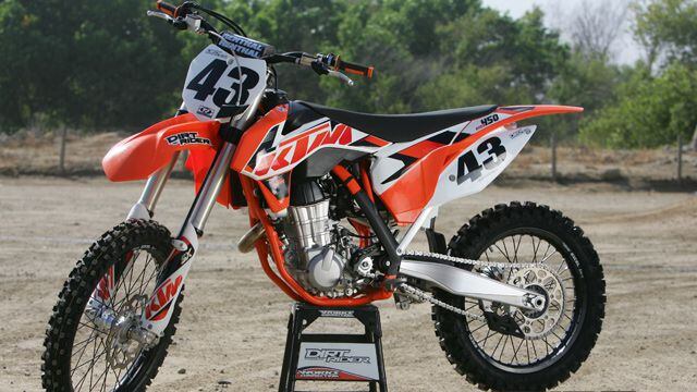 2015 KTM 450 SX-F Web Impression | Dirt Rider